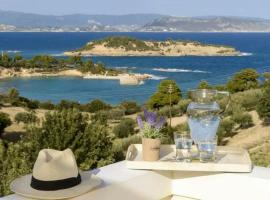 Βίλα με Υπέροχη Θέα Porto Cheli Villa Luxury Kounoupisea，Agios Aimillianos的豪華飯店