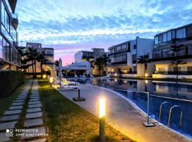 Grand Apartement a Blanca Beach Sidi Rehal, hotel a Sidi Rahal