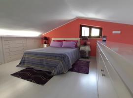 Il Sogno Loft Indipendente, villa en Crotone