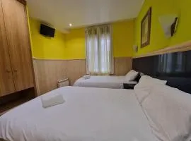 Pension Izar Bat Guesthouse