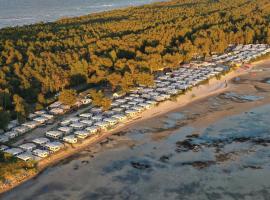 Maszoperia Sun4hel Kite & Wind & Surf, camping de luxe à Jastarnia