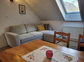 Apartments & Hostel Bohinj, Pension in Bohinj