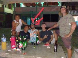 Marlynto Nias Losmen, hotel v destinaci Lagudri