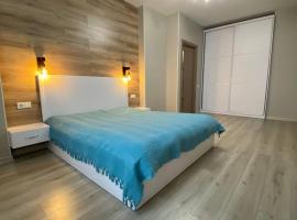 Апартаменти в центрі ЖК Над Бугом: Khmelnytskyi şehrinde bir otel