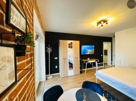 MAGIC BRICKS Free private parking included, holiday rental in Zalău
