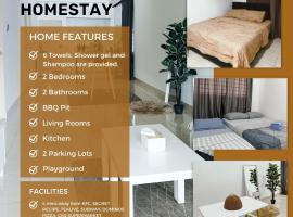 Modern Cozy Home with Minimalist design, מלון בTuaran