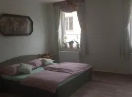 Restaurace a penzion Ubrousku prostři se
