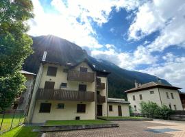 Bianchina - Bilocale con giardino privato, hotel in Valdisotto
