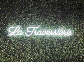 La Traversière, hotel na may jacuzzi sa Villeneuve-sur-Lot