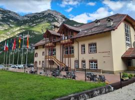 Ploner House - Dobbiaco, hotel a Dobbiaco