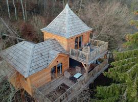 Le château des fées, hotel em Illoud