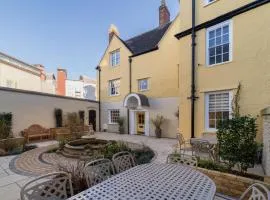 Greyfriars Hideaway