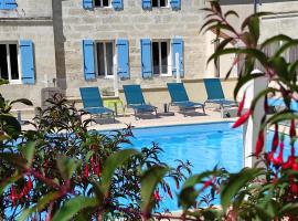 Appart' Nature L'ESCALE - Saintes - Calme, Piscine, Parking, Terrasse, Hotel in Chaniers