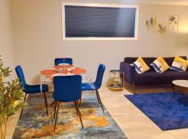*Luxury 1 BR Suite - Own Access*, помешкання для відпустки у місті Шервуд-Парк