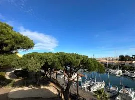 Duplex meublé avec terrasse dans résidence avec piscine