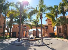 Geweldig Appartement in Los Alcázares direct aan de Boulevard, hotel in Los Alcázares