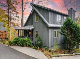 Laurel Lodge At Last, cabin in Townsend