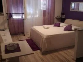 Rooms And Apartment Stambuk II