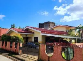 D' ALORA Transient House