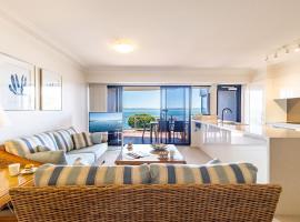 Florentine 14 - 11 Columbia Close Aircon Wifi unsurpassed water views, hotell i Nelson Bay