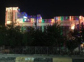 Yatharth Homestay, hotel bajet di Lucknow