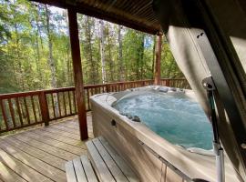 Guest Suite with Hot Tub - Edge of the Wild, bed & breakfast i Eagle River