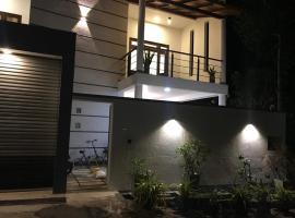Victoria Home, hotel with parking in Matara