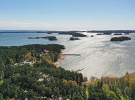 Hotel Sofia, hotel a prop de Estació de metro de Vuosaari, a Hèlsinki