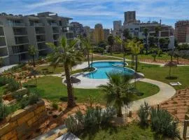 LUXURY OASIS SEA VIEW