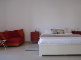 Penthouse with sea view, lift, 2 min from Valletta, appartamento a Floriana
