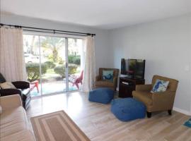 T7 make some great family memories downstairs easy access very very cute, vila u gradu 'Mallory Park'