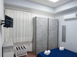 AYN Apartment: Tiriolo'da bir otoparklı otel