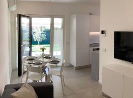 Casa Fiorella, khách sạn ở Nago-Torbole