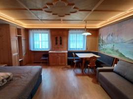 Valentino Apartment – hotel w mieście Castelrotto