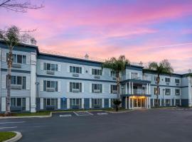 Best Western Colonial Inn, hotel with parking in Selma