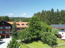 Waldpension Jägerstüberl, hotel em Bad Griesbach