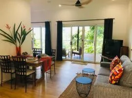Sky: rainforest and ocean views with jacuzzi