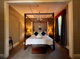 The Boutique Hotel Blue Mountains، فندق في بلاكيث