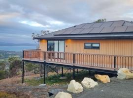 Mount Rumney Escapes Seaview House 1 - Possum House, hotel cerca de Aeropuerto internacional de Hobart - HBA, 