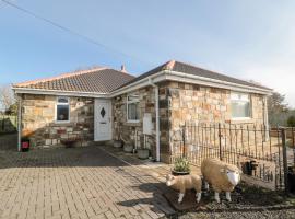 Blacksmiths Cottage, hotel with parking in Alnwick