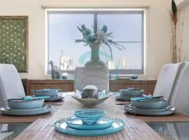 ZEN PINNACLE PENTHOUSE Darwin's Exclusive Zen Retreat in Darwin City