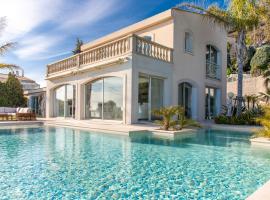 Beautiful Villa with amazing Monte Carlo & Sea View、ラ・テュルビーのヴィラ