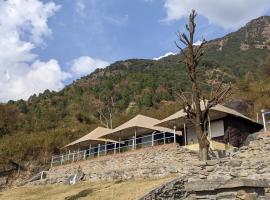 Beaumont Glamping Eco Resort, luxury tent in Dharamshala