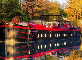 Péniche Mirage, alojamiento en un barco en Carcasona