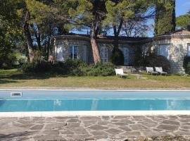 Villa Sofia, hotel con piscina a San Felice del Benaco