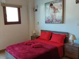 Love Holiday Suite 2