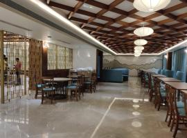 Hotel Le Grandeur, hotell nära Mysore flygplats - MYQ, Narasimharaja Puram