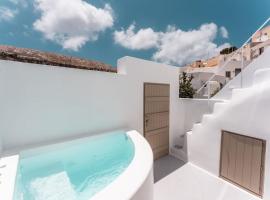 AKRI santorini with heated jacuzzi, hotell i Emporio