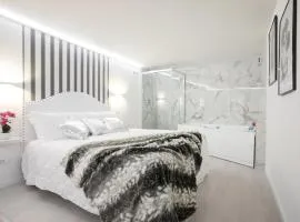 My Piazza Navona Jacuzzi Suite - Top Collection