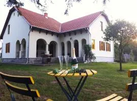 Patak Üdülőház (Ferienhaus)